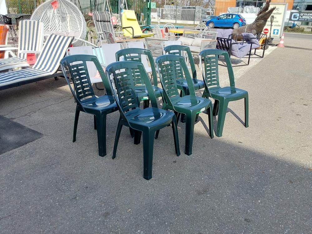 LOT 6 CHAISES DE JARDIN PVC VERTES CURVER
