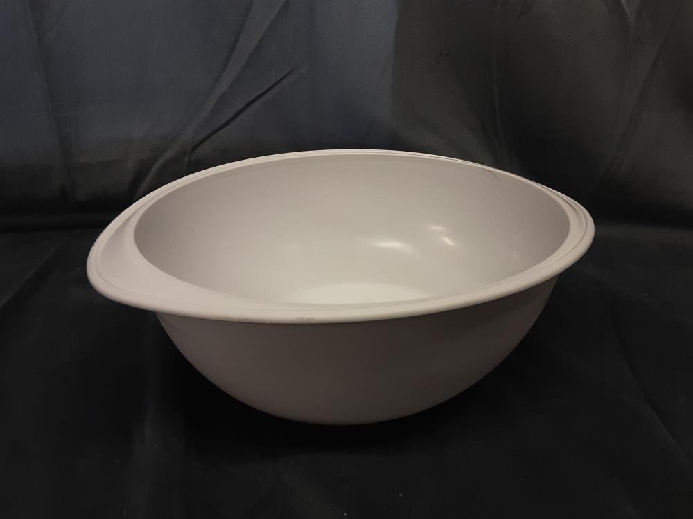 SALADIER OVALE TUPPERWARE 3.1L BLANC  - JAMAIS UTILISÉE