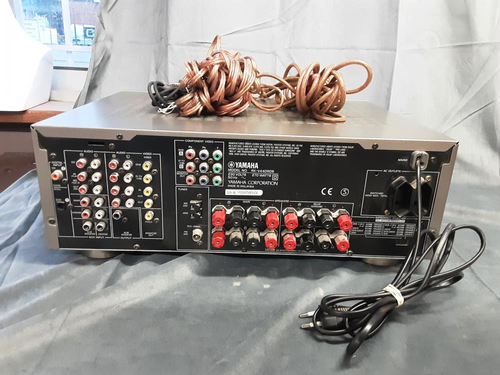 AMPLI HOME CINÉMA YAMAHA RX-V140RDS AVEC CABLES - SANS TÉLÉCOMMANDE