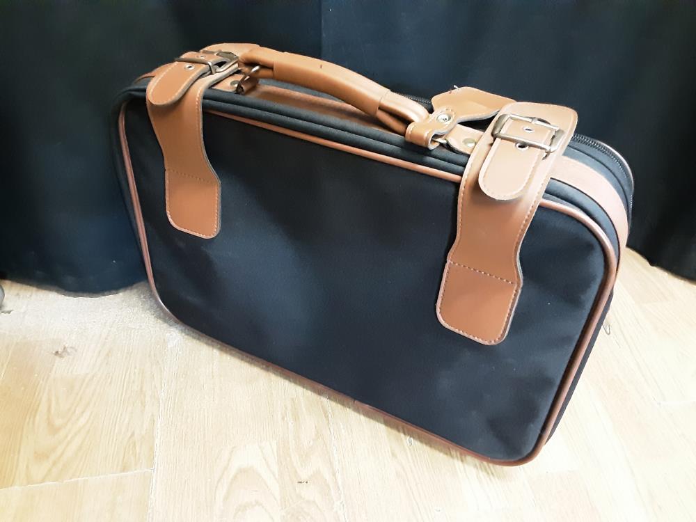 VALISE PM COURIER EN TISSUS RIGIDE