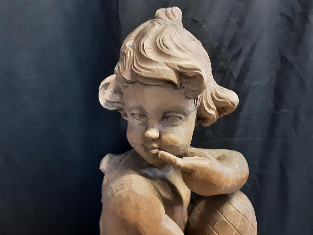 STATUE ENFANT EN BOIS HAUTEUR 82CM