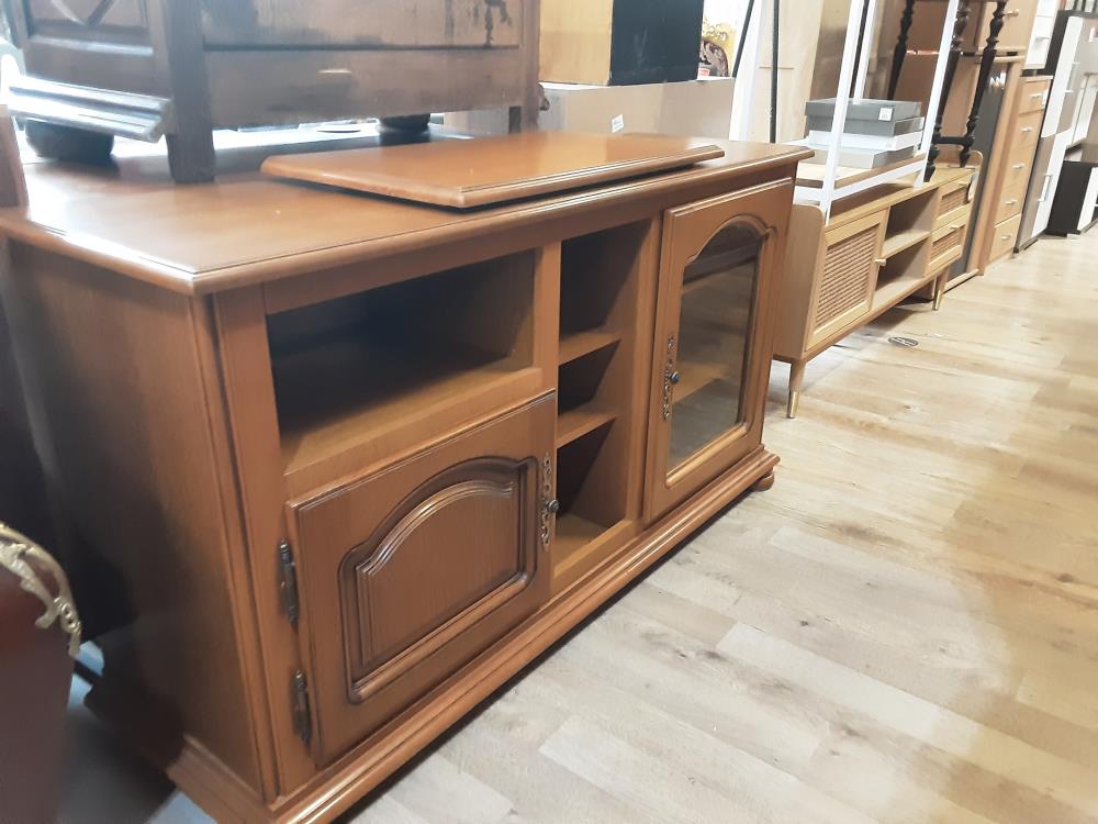 Meuble Tele Bas En Chene 2 Portes + Niches Avec Plateau Tournant
