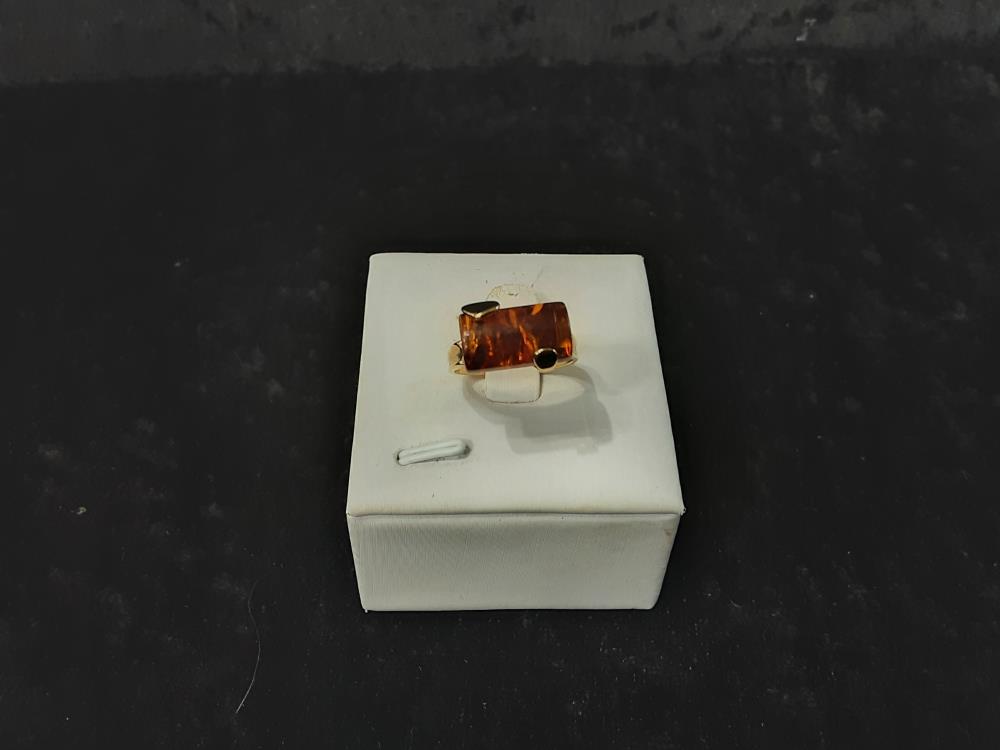 Bague Vermeille Pierre Cylindrique Ambre