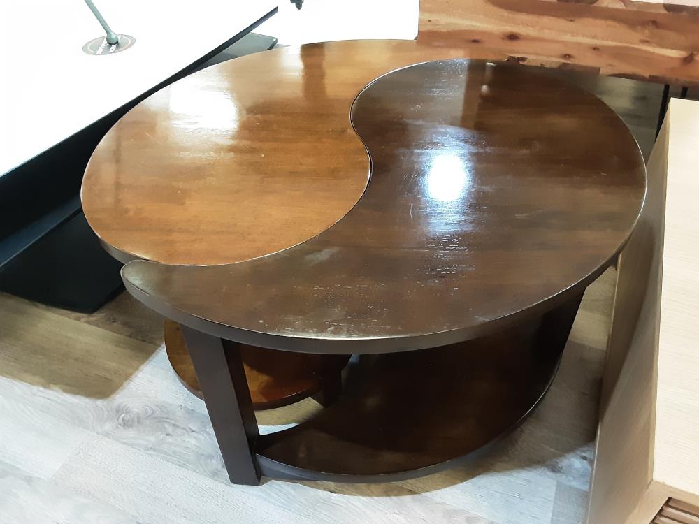 Table Basse Ronde Ying-Yang Coloris Bois Bicolore