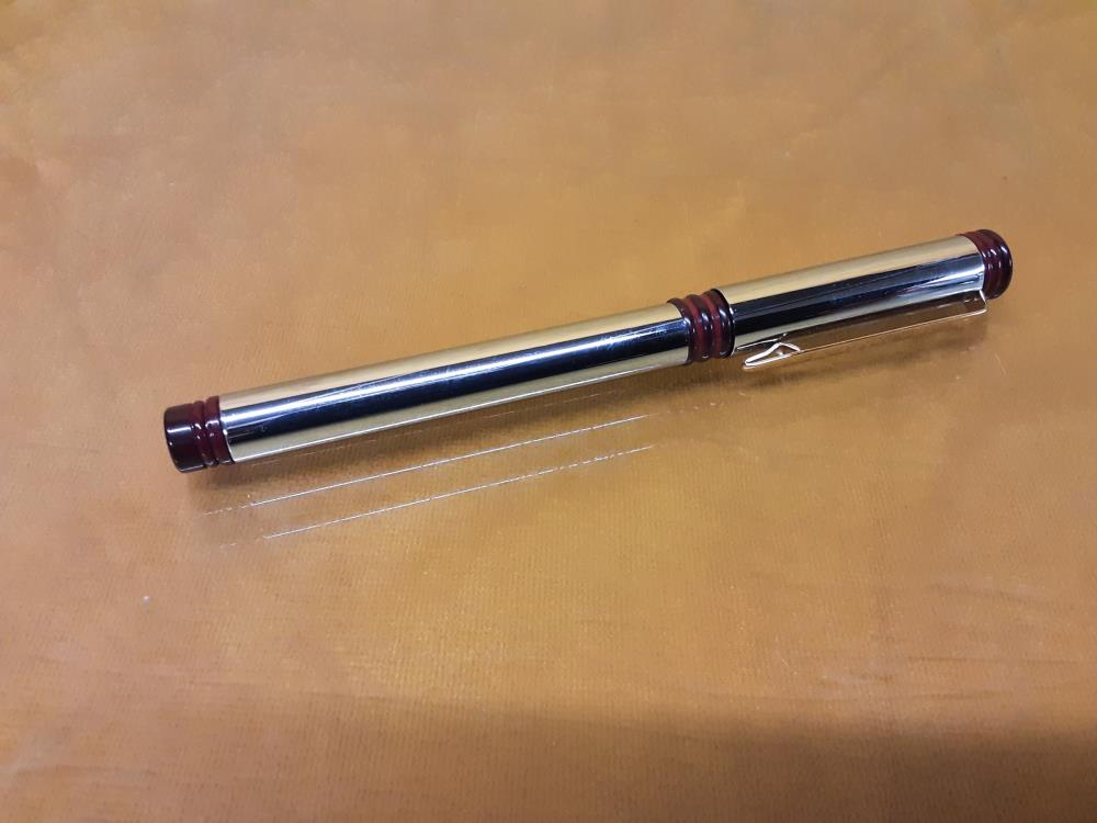 STYLO A PLUME WATERMAN