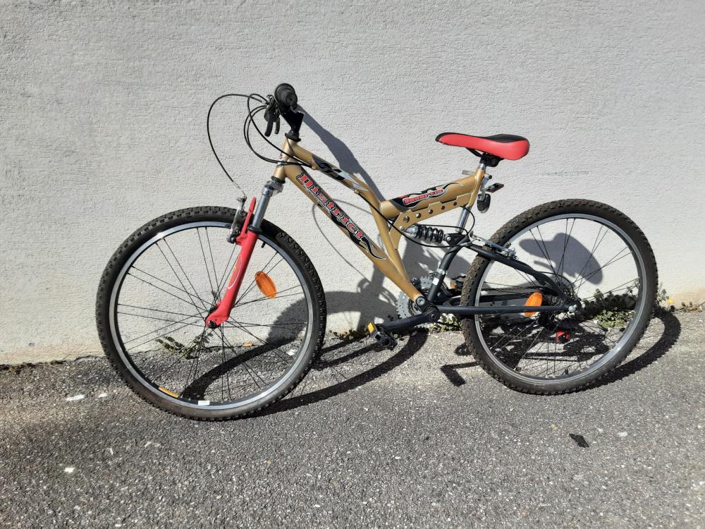 VTT DISTRICT DORE ET ROUGE 26 P