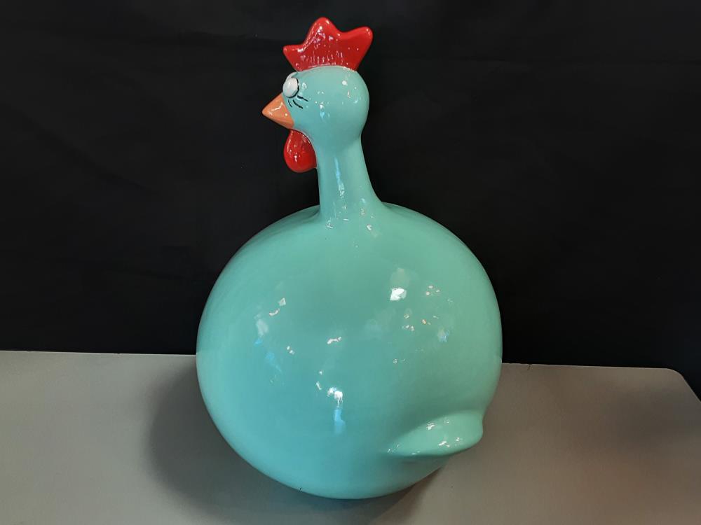 POULE BOULE RESINE BLEUE CIEL