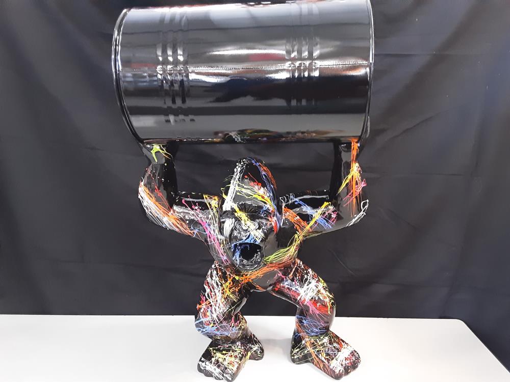 GORILLE TONNEAU MM RESINE NOIRE COULURES MULTICOLORES