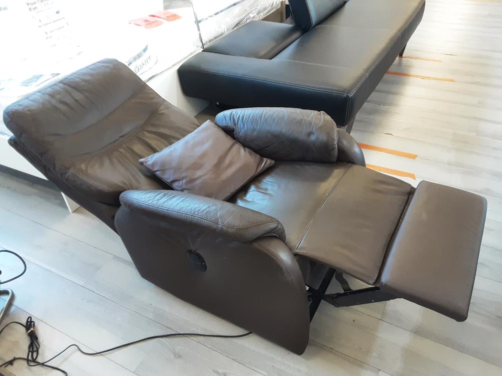 FAUTEUIL EN CUIR ELECTRIQUE MARRON