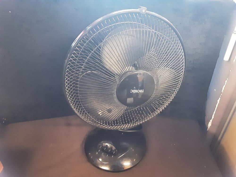 Ventilateur Noir Tronic 45W