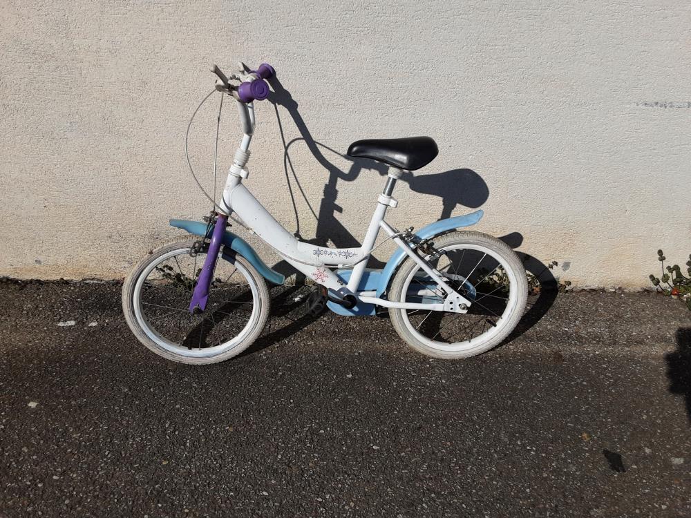 Velo Enfant Blanc Et Bleu 16P