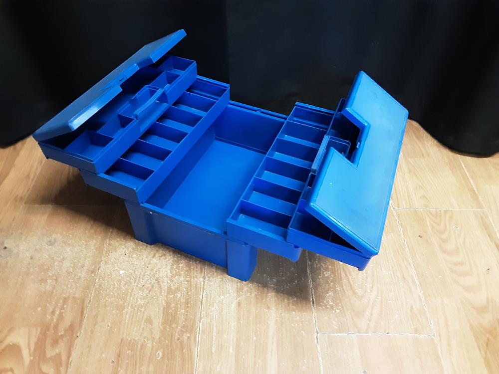 Caisse A Outils Pvc Bleue Vide
