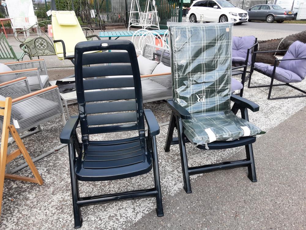 Fauteuil De Jardin Pvc Vert + Coussin A Rayures Vertes Et Blanches