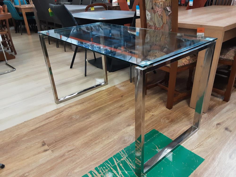TABLE DE SALLE A MANGER EN VERRE TREMPE PIEDS CHROMES