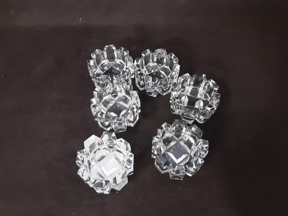 LOT DE 5 COUPELLES EN CRISTAL PM
