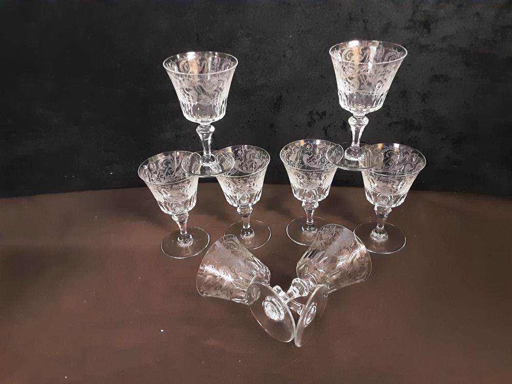 Lot De 8 Verres A Porto Cristal Cisele De Baccarat