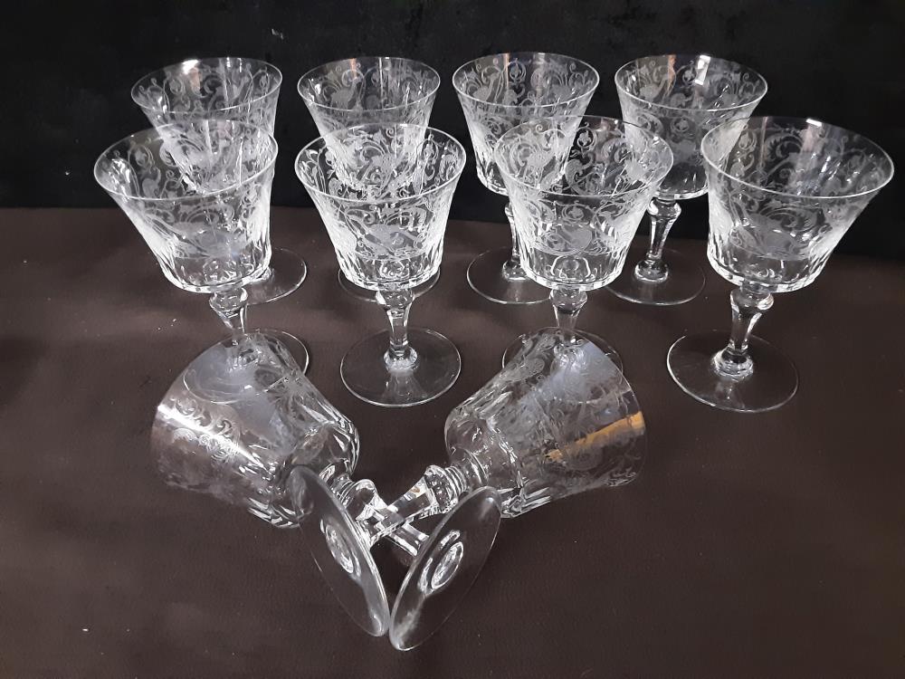 Lot De 10 Verres A Vin Cristal Cisele De Baccarat