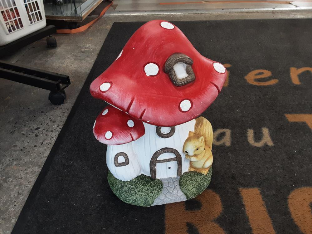CHAMPIGNONS DECO D'EXTERIEUR PLATRE HAUT 35CM