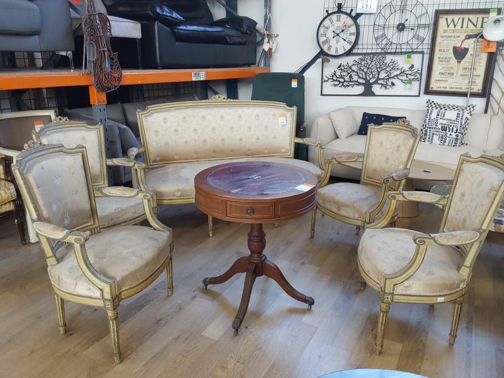 ENS. CANAPÉ +4 FAUTEUILS STYLE LOUIS XVI A RESTAURER 