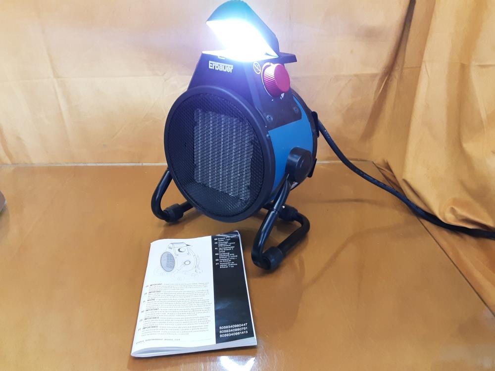 CHAUFFAGE DE CHANTIER AVEC LUMIERE 3000W ERBAUER