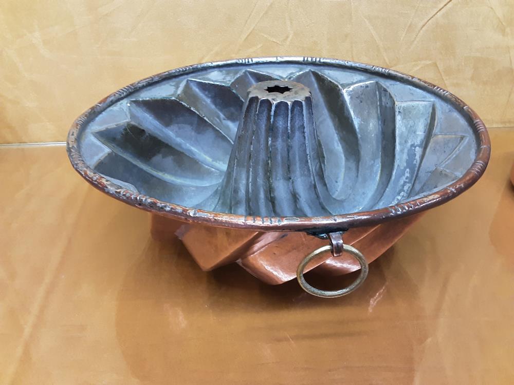 MOULE A KOUGELHOF EN CUIVRE DIAMETRE 29CM