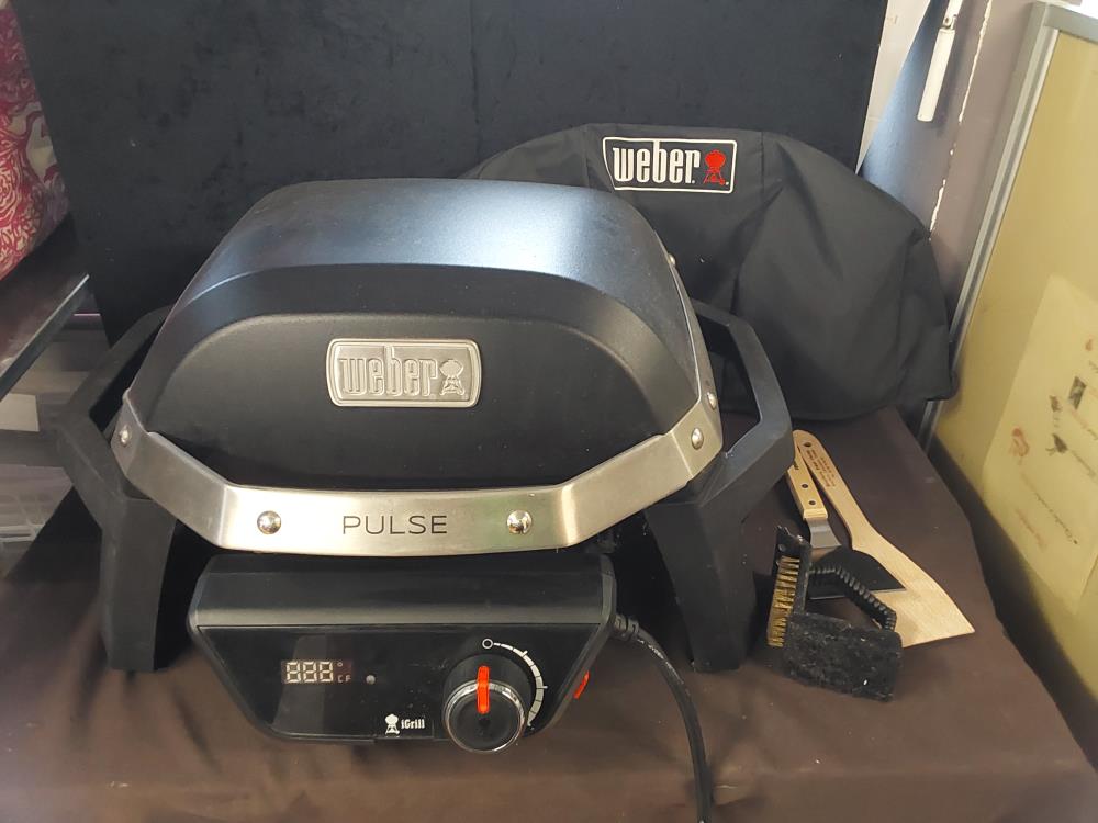 BARBECUE DE TABLE WEBER  PULSE 1000 1800W