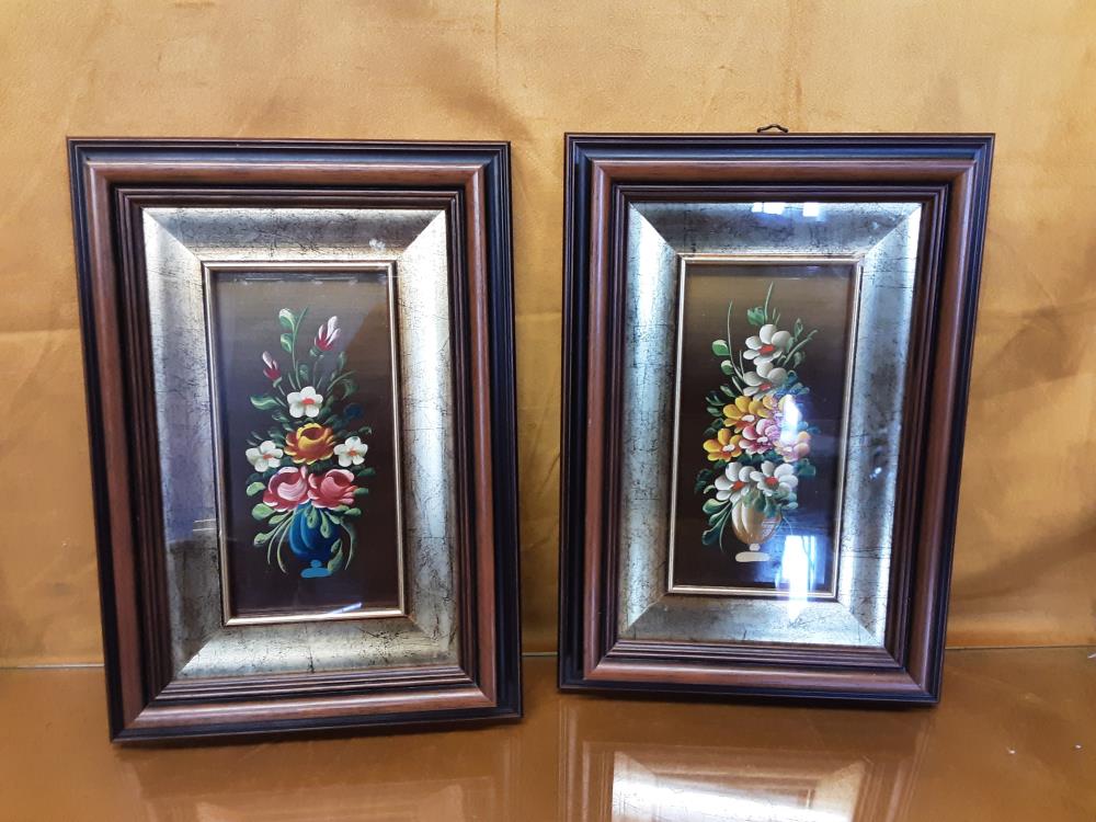 TABLEAU CADRE BOIS ET DORURE MOTIF FLEURS