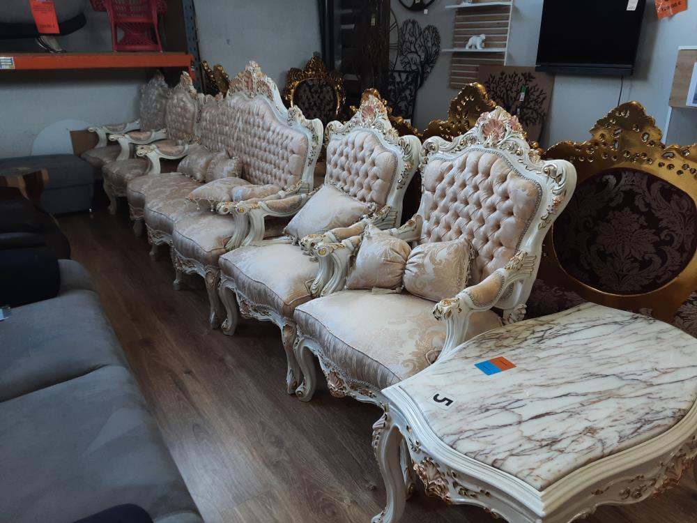 SALON BAROQUE 1 CANAPE + 4 FAUTEUILS AVEC TABLE BASSE DESSUS MARBRE BEIGE 