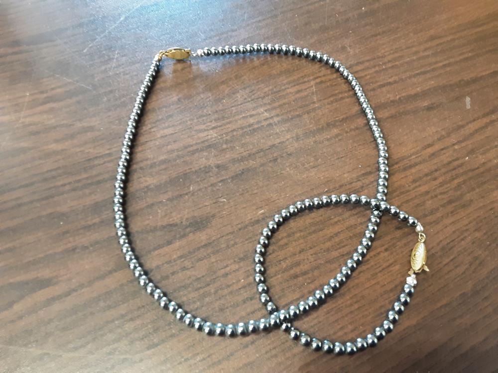 COLLIER + BRACELET PERLES NOIRES