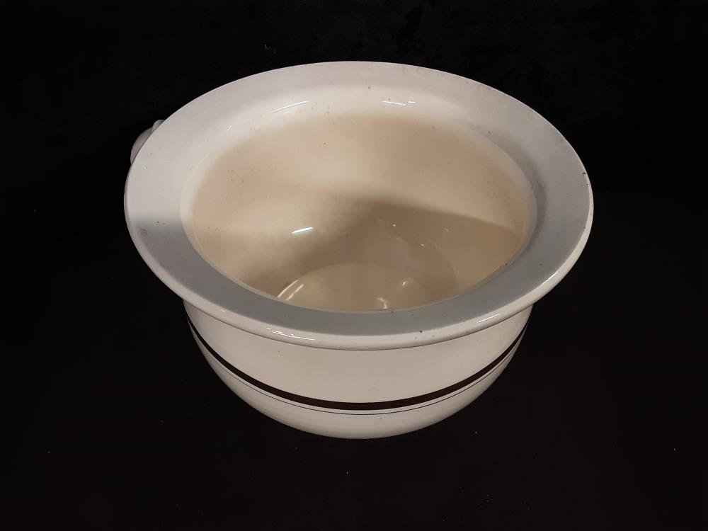 POT DE CHAMBRE CREME ET DORE SARREGUEMINES