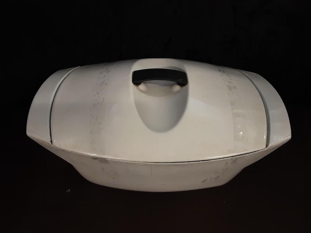 COCOTTE BLANCHE RECTANGULAIRE