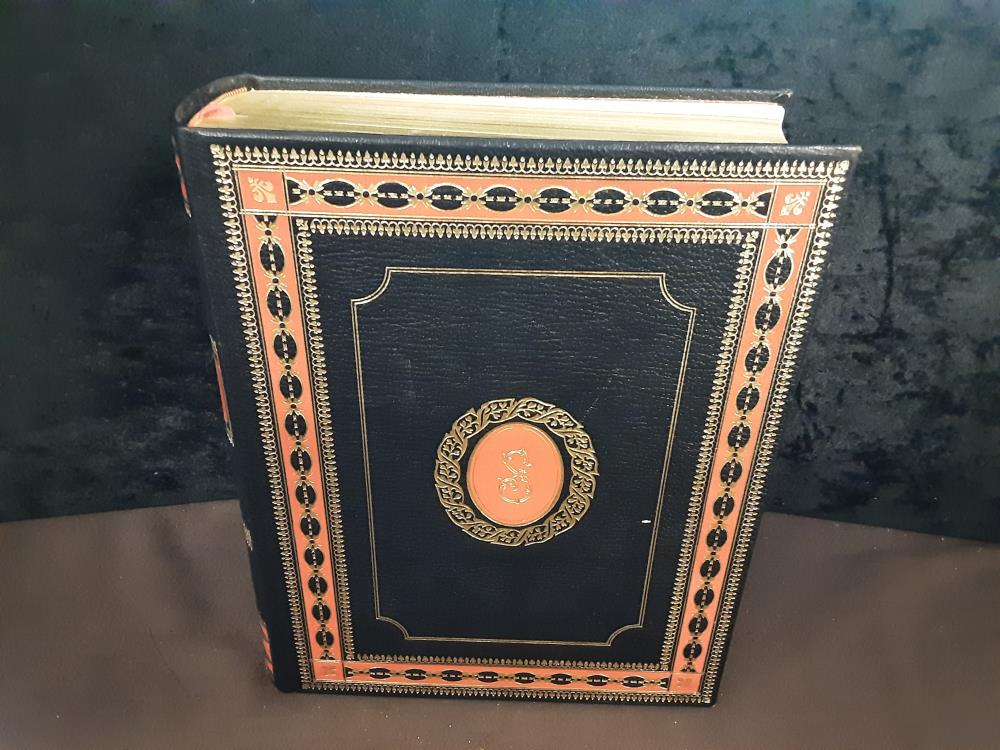 LIVRE "SHAKESPEARE THEATRE COMPLET"