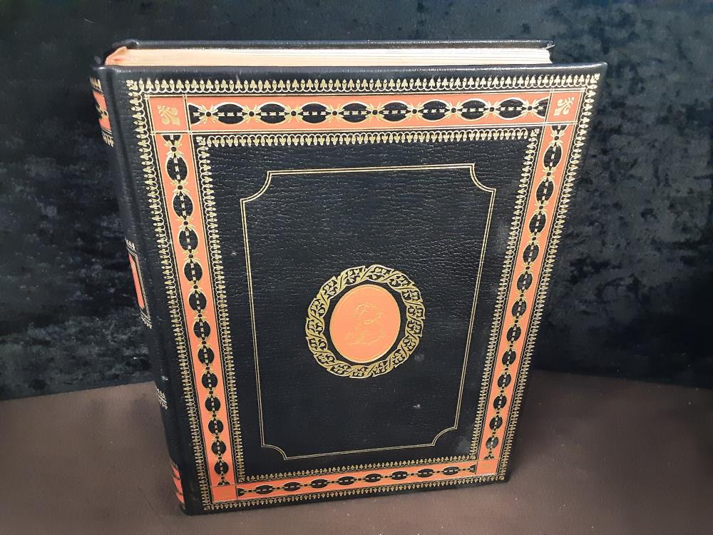 LIVRE "BEAUMARCHAIS OEUVRES COMPLETES"