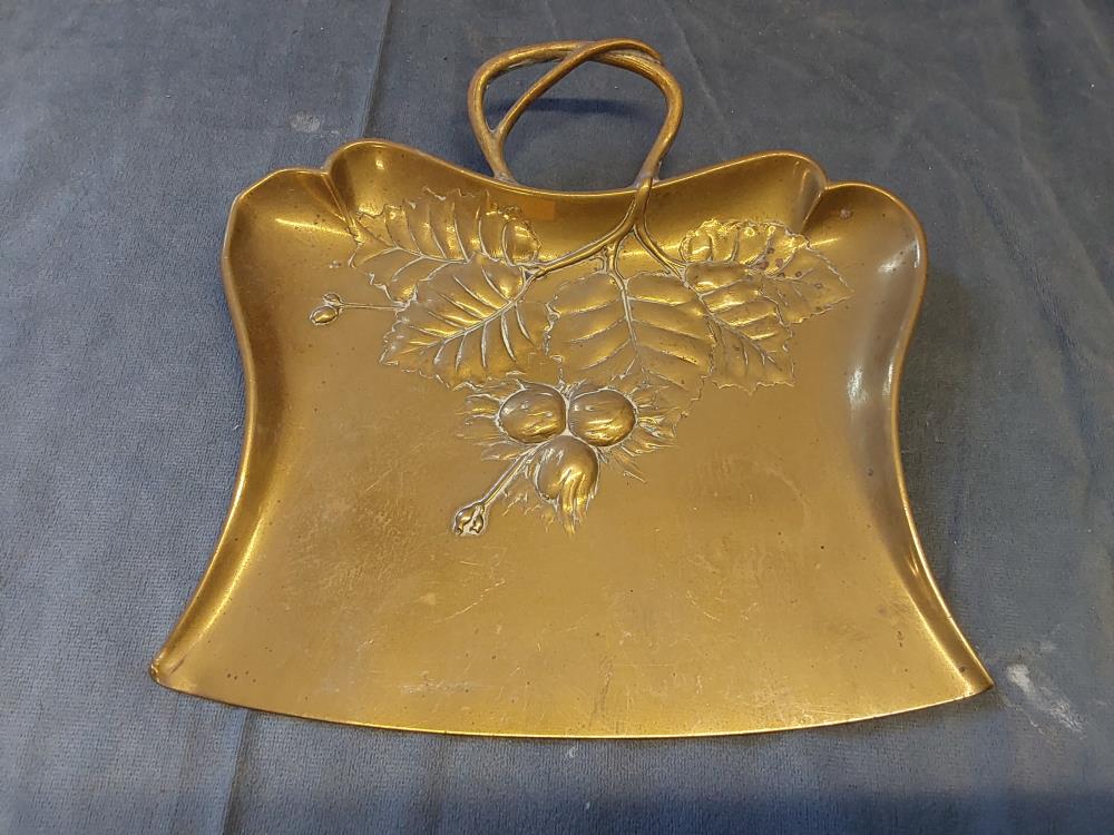 PELLE DE TABLE METAL