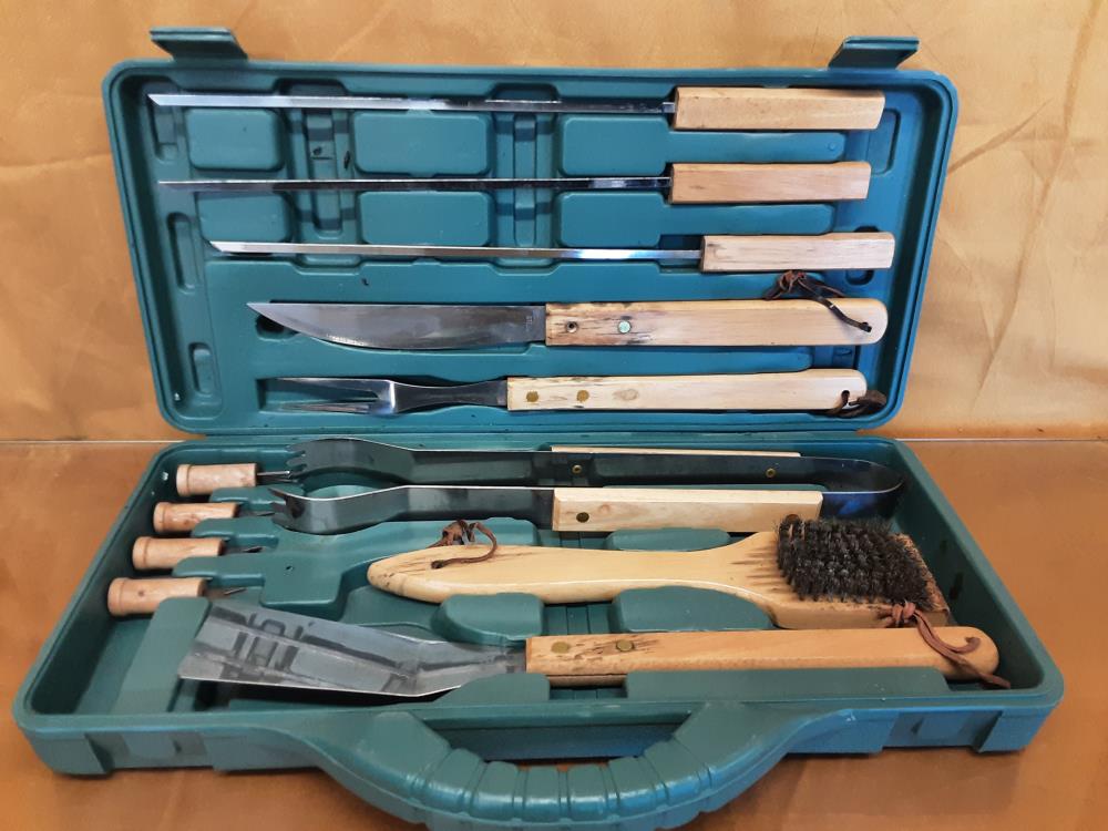 KIT A BARBECUE 12 PIECES