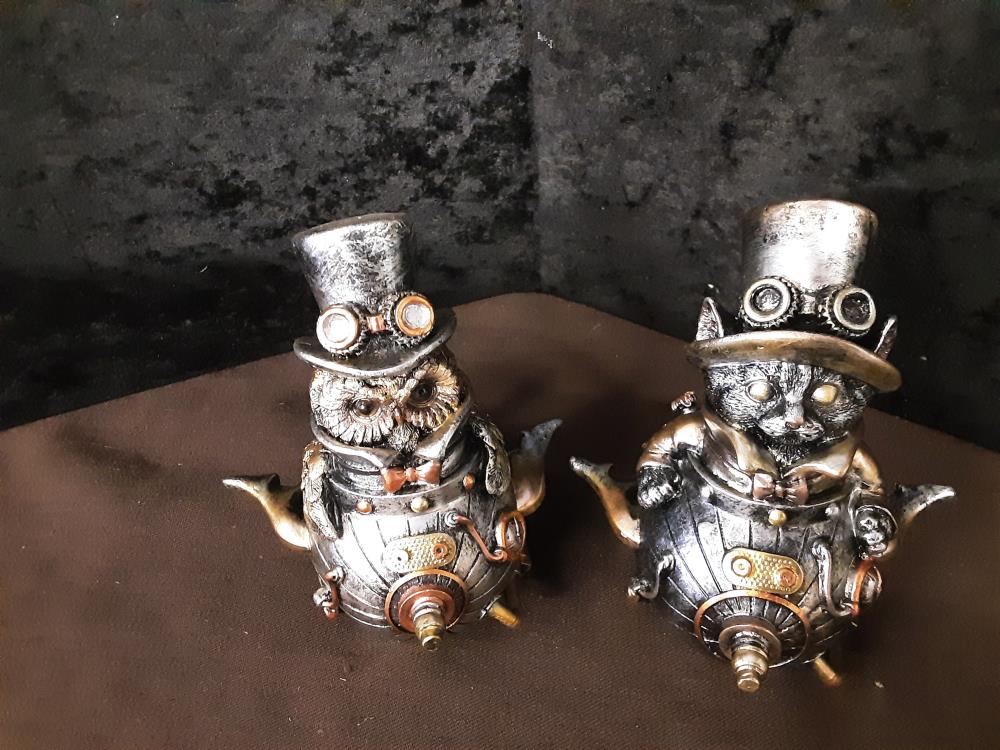 LOT DE 2 STATUES CHAT + CHOUETTE AVION EN RESINE (SP-49)