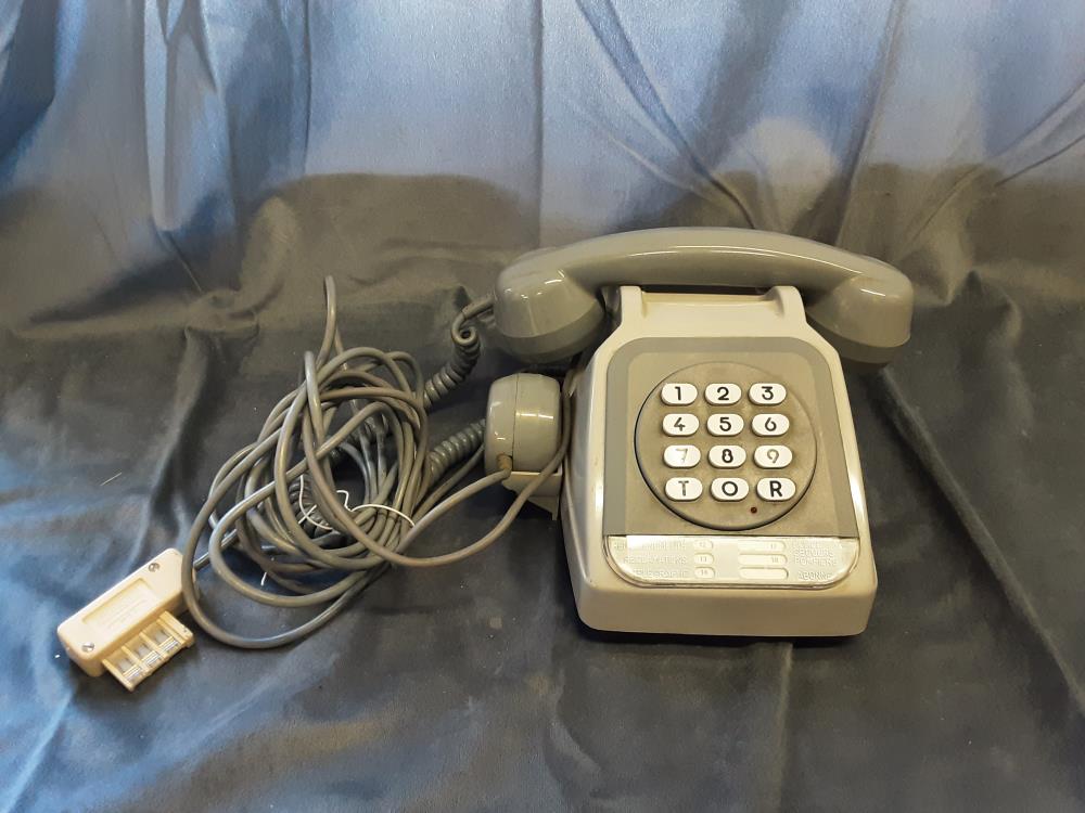 TELEPHONE VINTAGE GRIS A TOUCHES