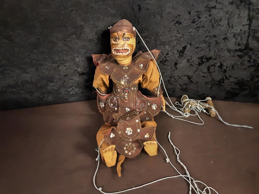 MARIONNETTE SINGE BOIS