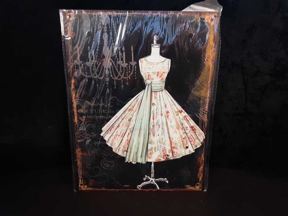 PLAQUE MÉTAL 25X33CM ROBE COUTURE (8PL-200825331111)