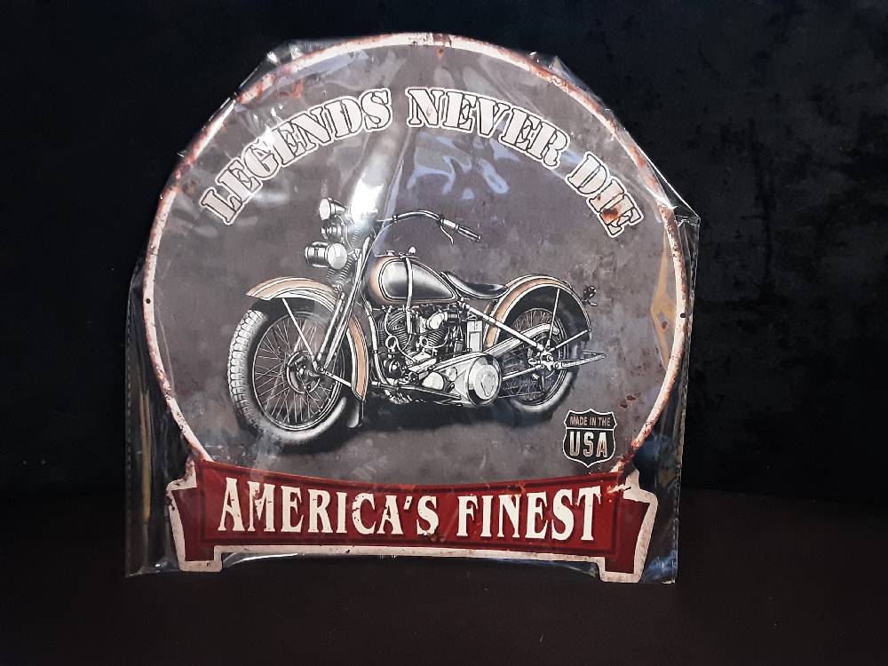 PLAQUE MÉTAL LEGENDS NEVER DIE ROND 30X30CM (8PL-747830303333)