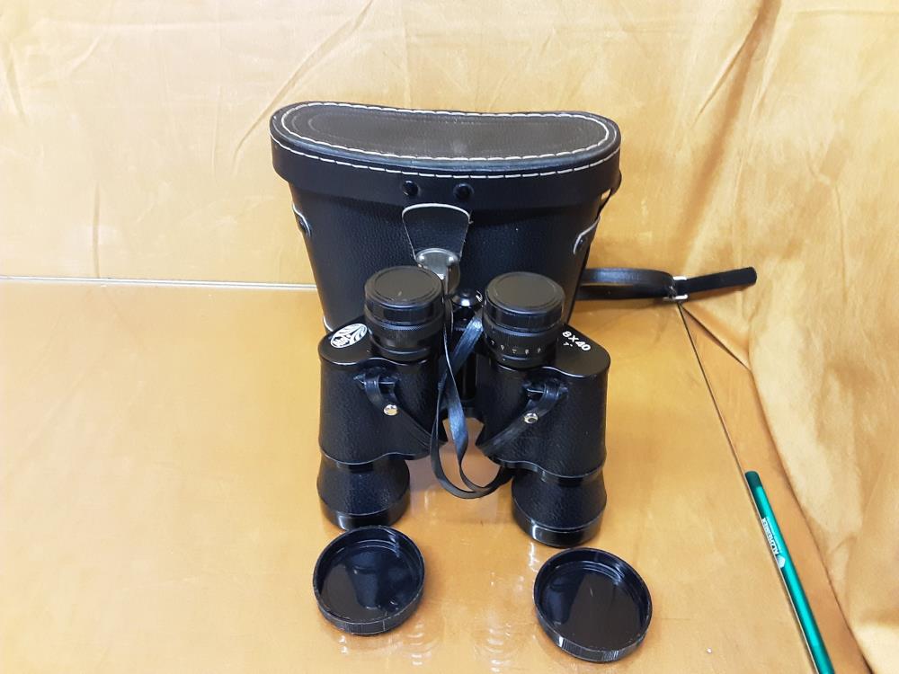 PAIRE DE JUMELLE ATOL 8X40AVEC ÉTUI 