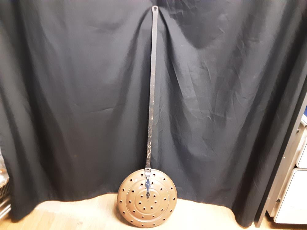 CHAUFFERETTE MANCHE EN MÉTAL 