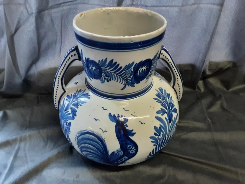 VASE 2 ANSES BLANC BLEU DECOR COQ QUIMPER