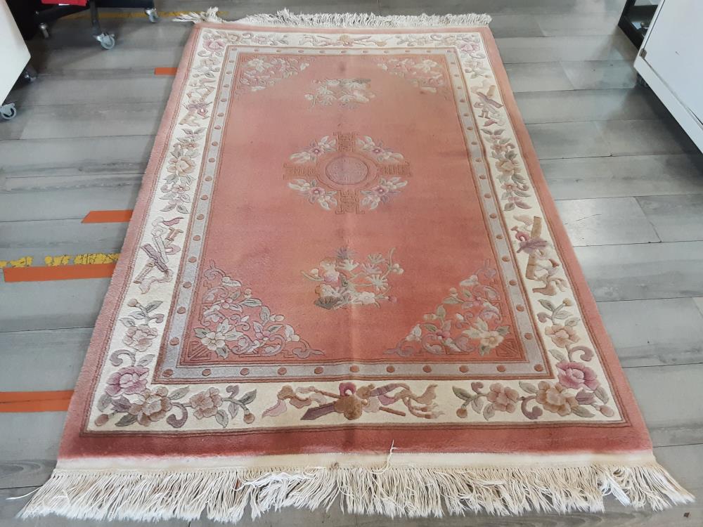 TAPIS ROSE DÉCOR FLEURS 181X122CM