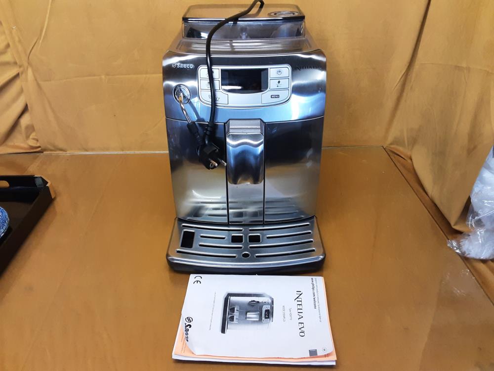 MACHINE A CAFE A GRAIN INTELIA EVO SAECO