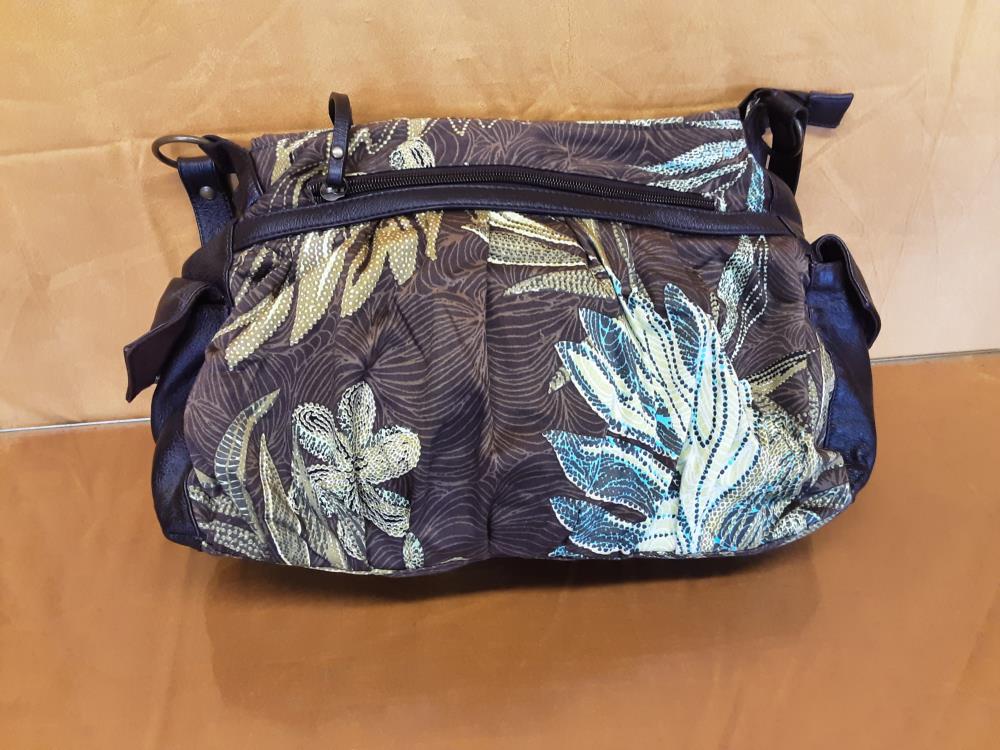 SAC A MAIN EN TISSU ET SIMILI VERT ET BRUN