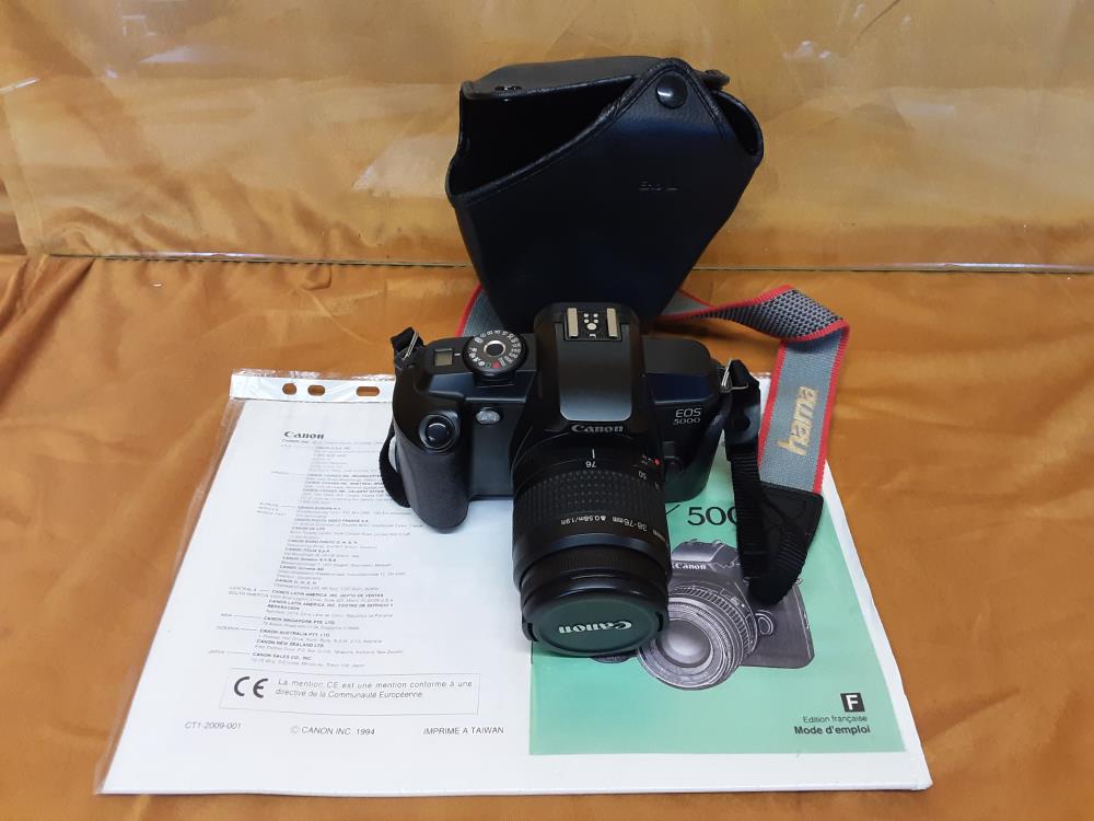 APPAREIL PHOTO CANON EOS 5000 AVEC POCHETTE