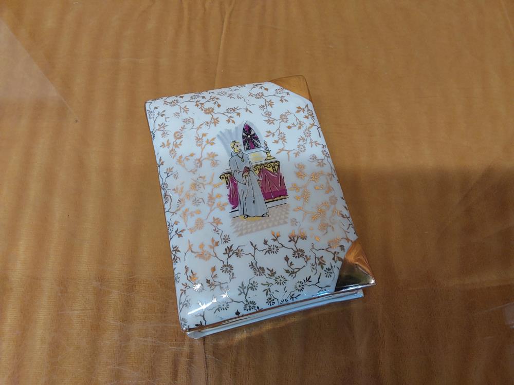 BONBONNIERE LIMOGES RECTANGULAIRE