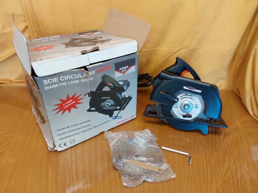 SCIE CIRCULAIRE 1050W 