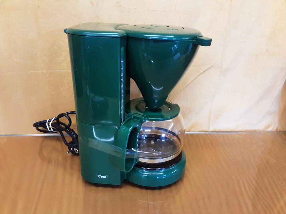 CAFETIERE VERTE A FILTRE MARQUE EVEIL